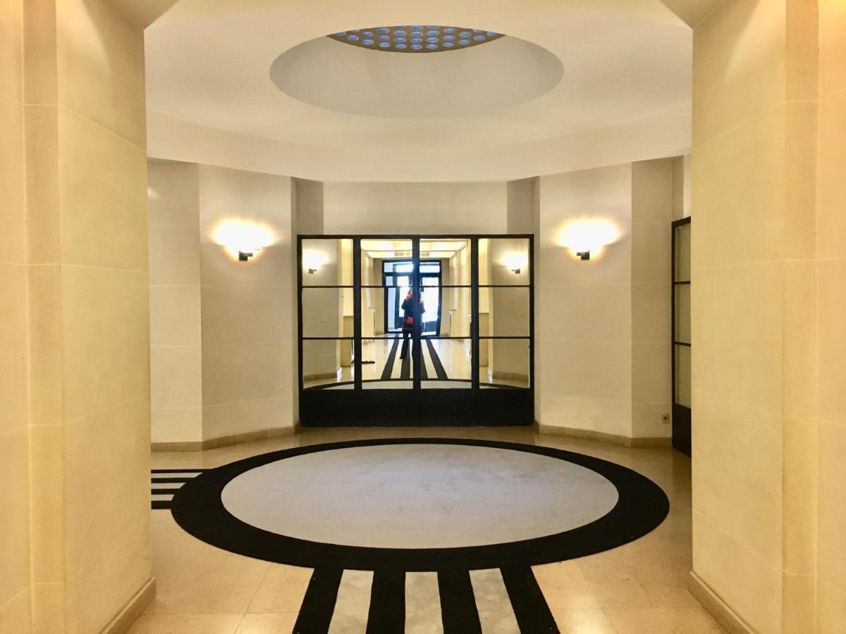 SUITE SARTRE : au cœur de la Rive Gauche, neuf, design, 2/4 personnes Paris Extérieur photo